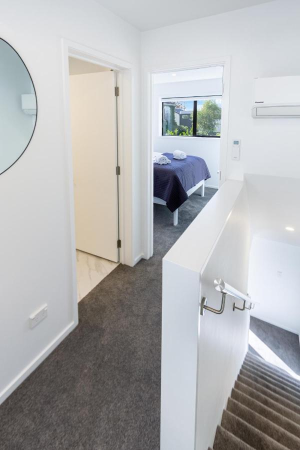 Central City Awaits 2 Bed 2 Bath With Carpark Christchurch Exterior photo