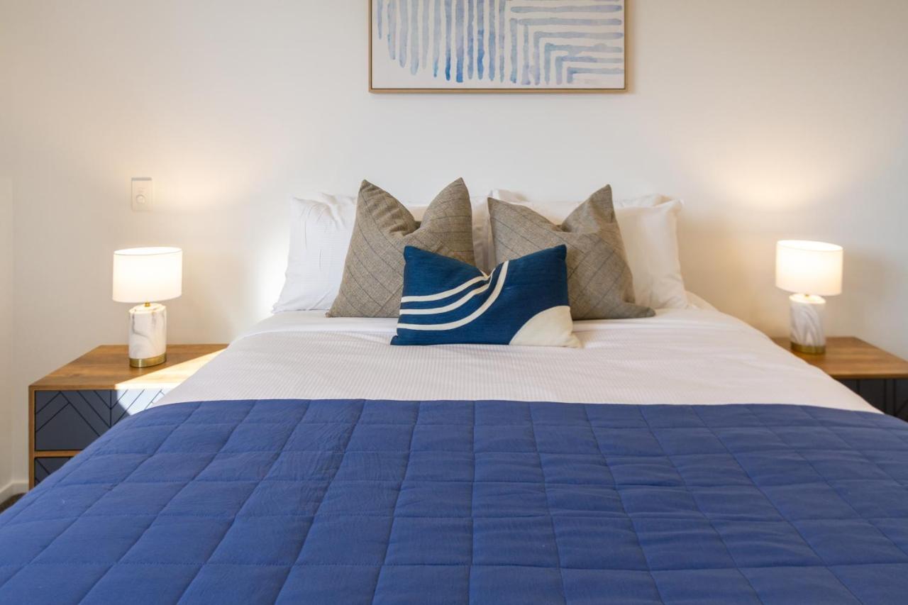 Central City Awaits 2 Bed 2 Bath With Carpark Christchurch Exterior photo
