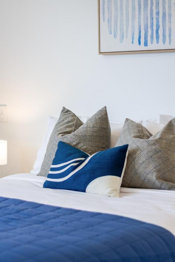 Central City Awaits 2 Bed 2 Bath With Carpark Christchurch Exterior photo